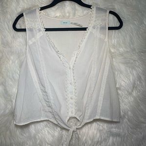 ❄️SALE❄️ Never worn KIMCHI BLUE tank top